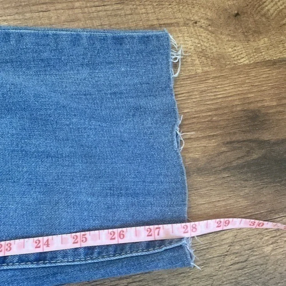 Free People Denim Cropped Blue Jeans Distressed Raw Hem Size‎ 26